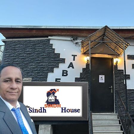 Hotel The Sindh House - Indus Aroma Restaurant Tbilisi Exterior foto