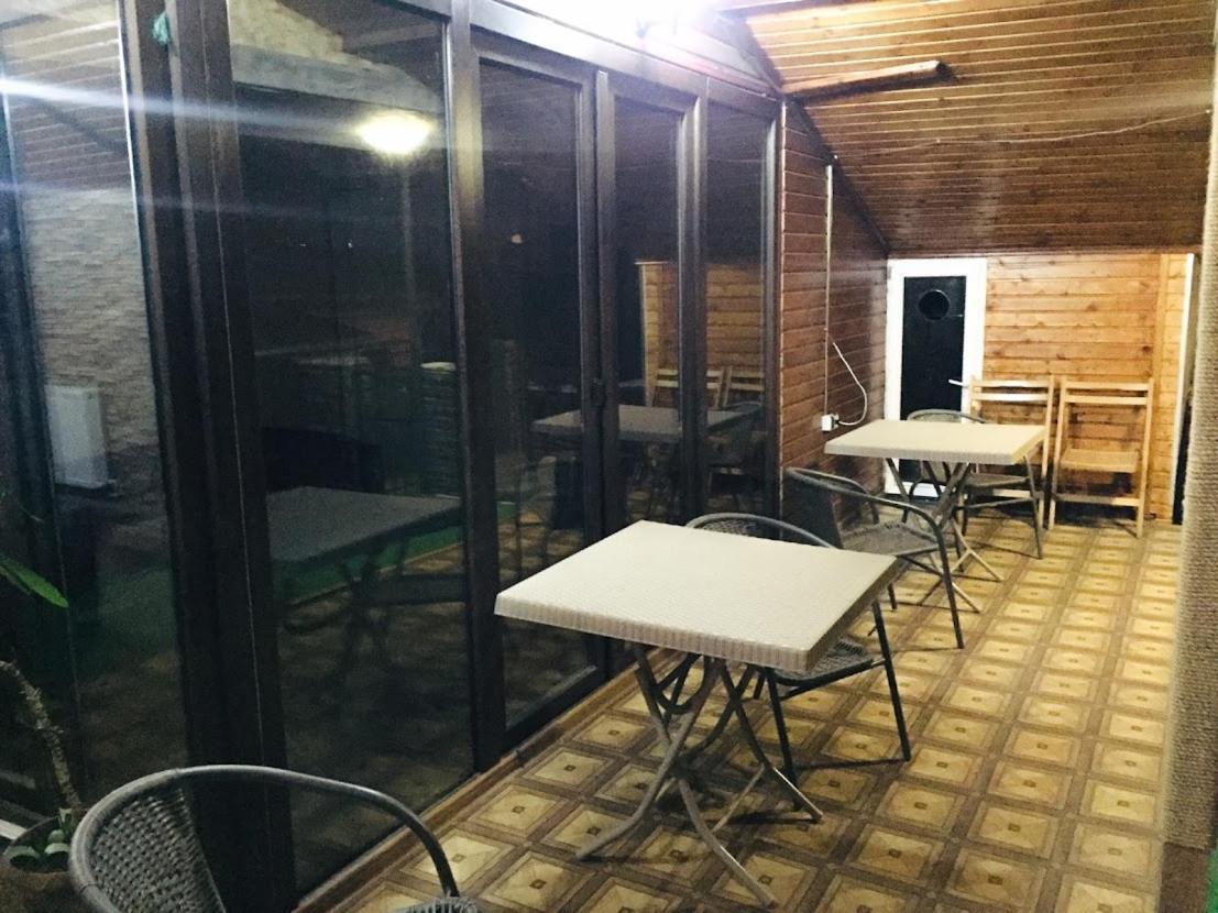 Hotel The Sindh House - Indus Aroma Restaurant Tbilisi Exterior foto